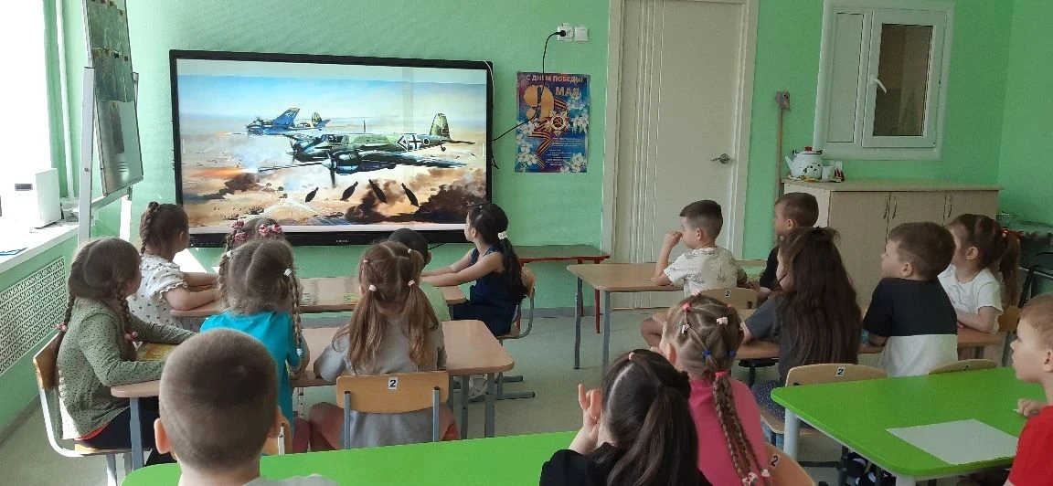 🎗️ В течение всей праздничной недели воспитанники 11-й группы активно готовились к празднованию Дня