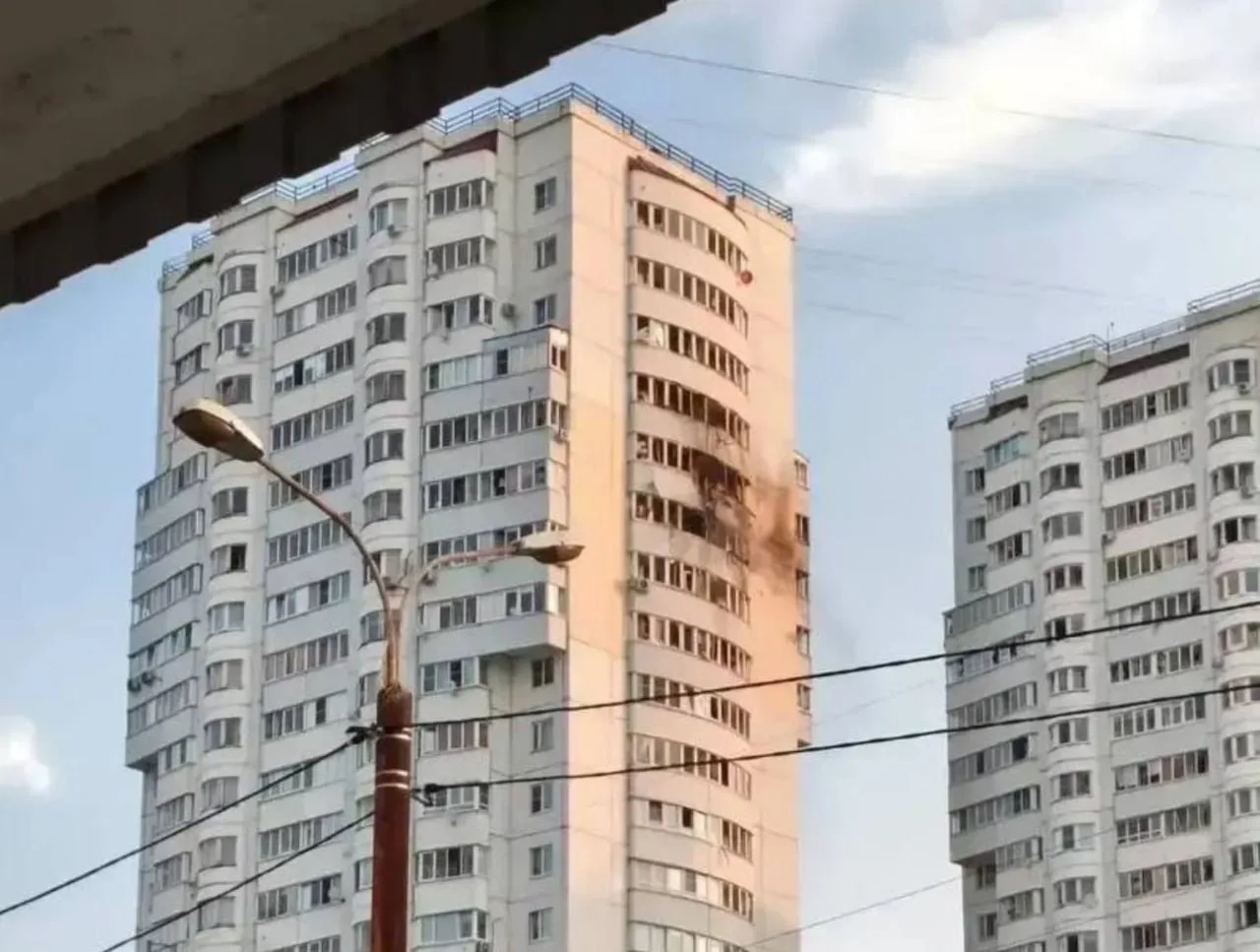 Атака беспилотников на Подмосковье: главное из сообщения губернатора региона Андрея Воробьева.

— В 