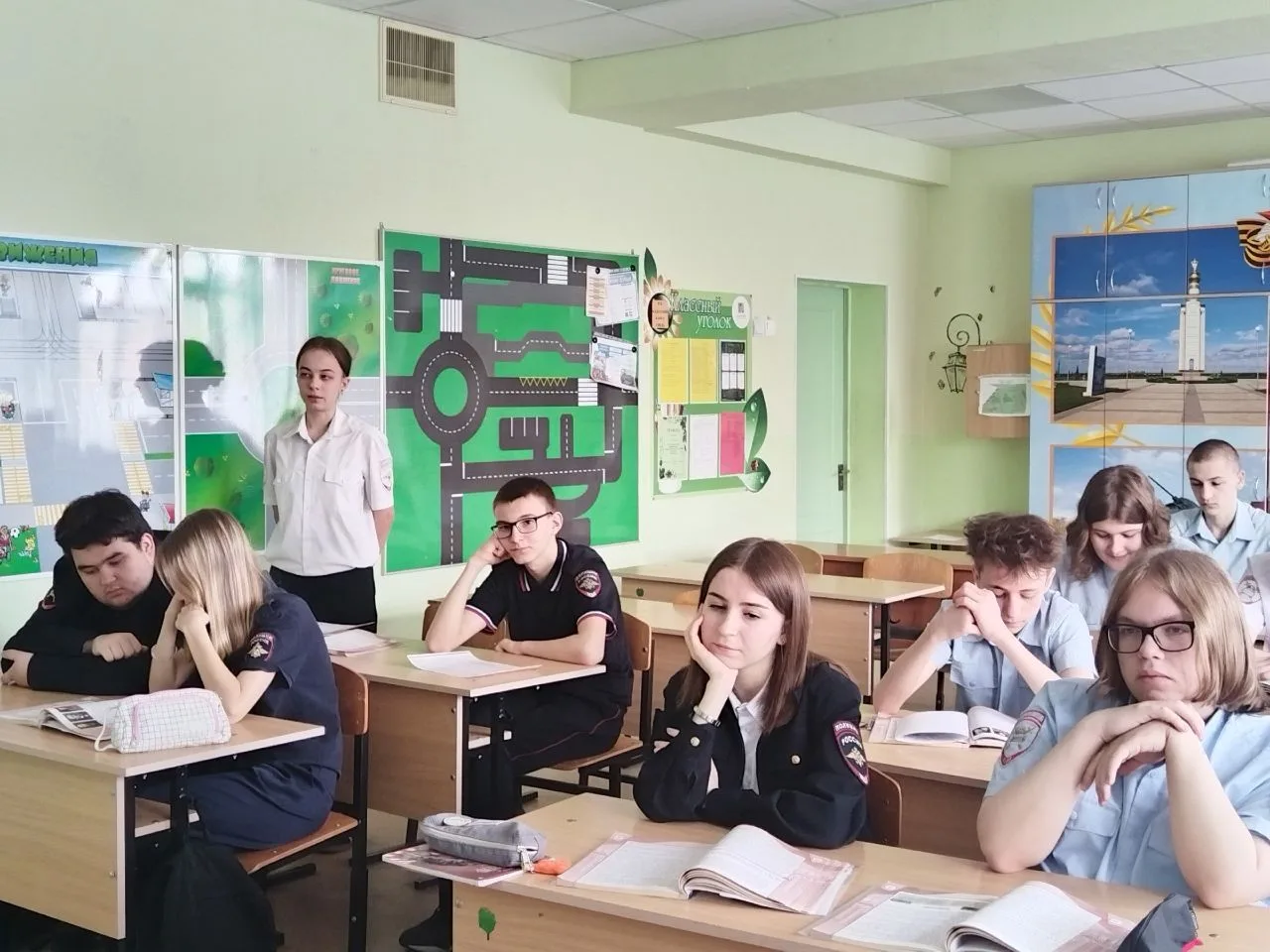 С 20 по 24 апреля в МБОУ «Образовательный комплекс «Перспектива» прошли  тематические мероприятия дл