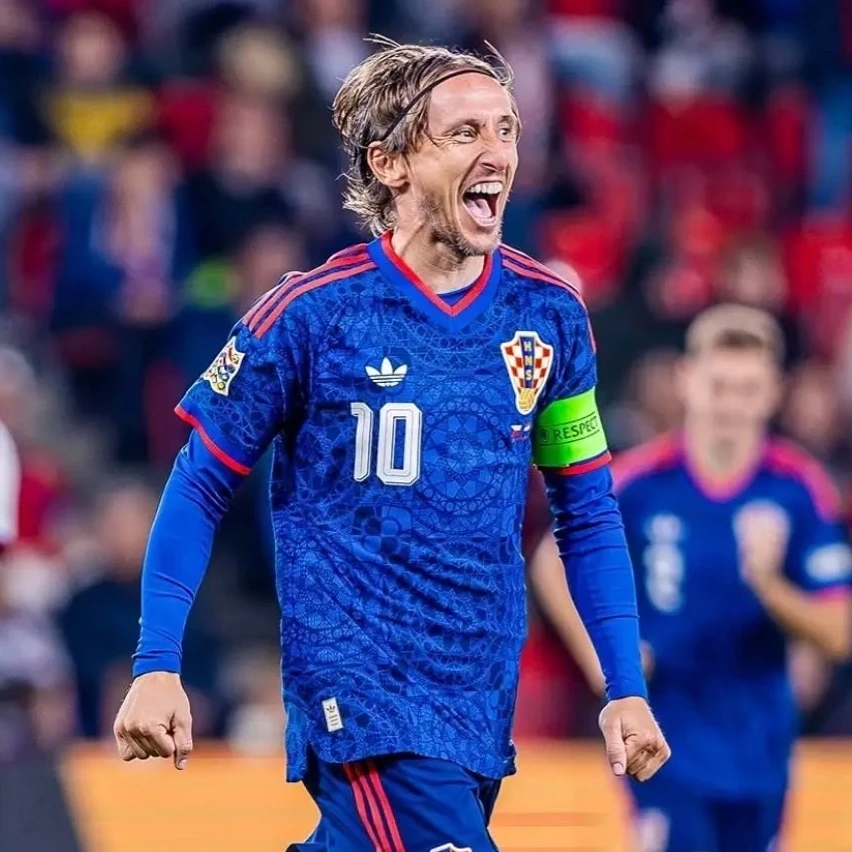 🤍🇭🇷 Лука Модрич сегодня посетил «Реал» (El Chiringuito)