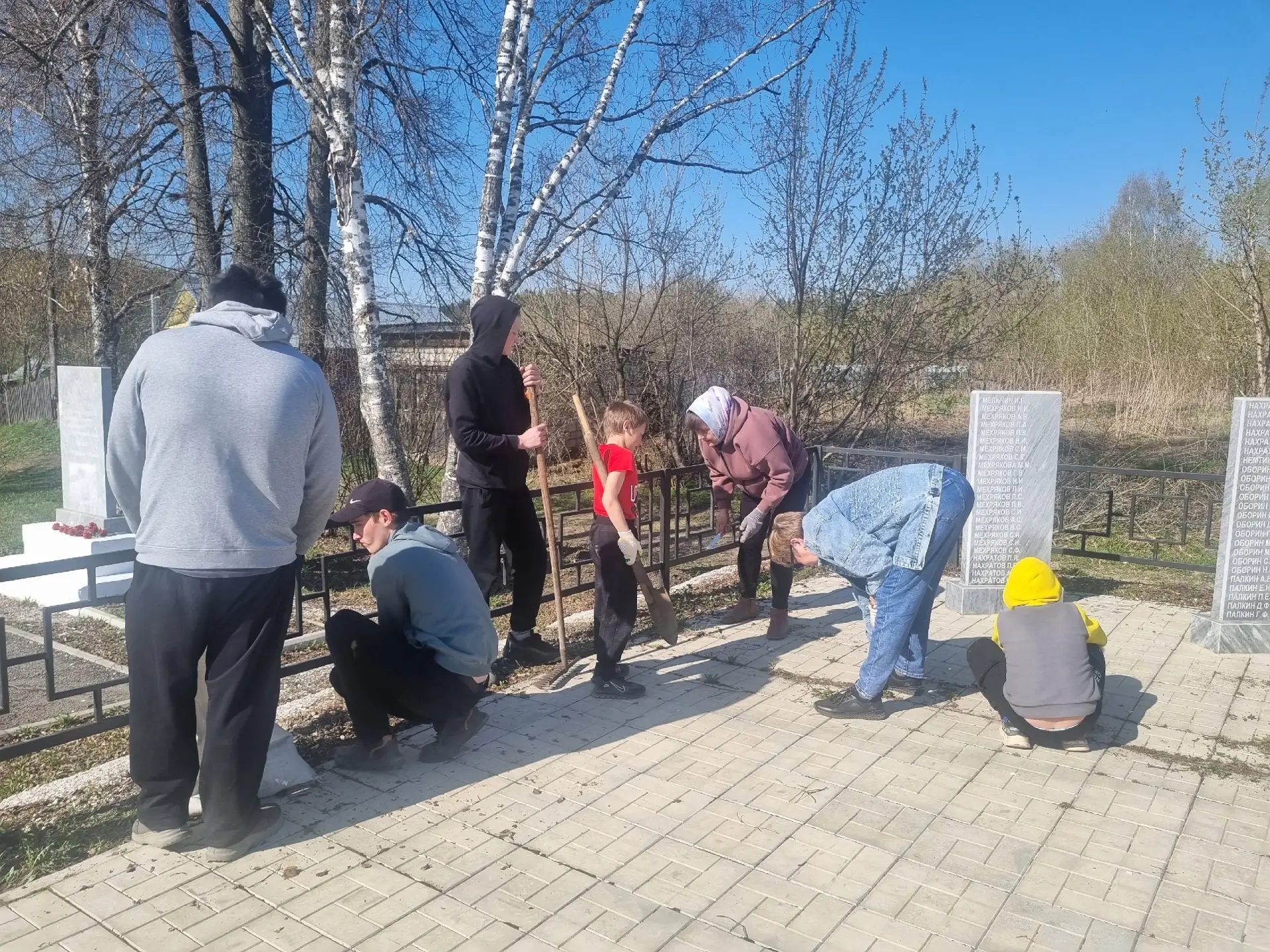 В преддверии Дня Победы ученики нашей школы совместно с педагогами Нахратовой Ольгой Як...