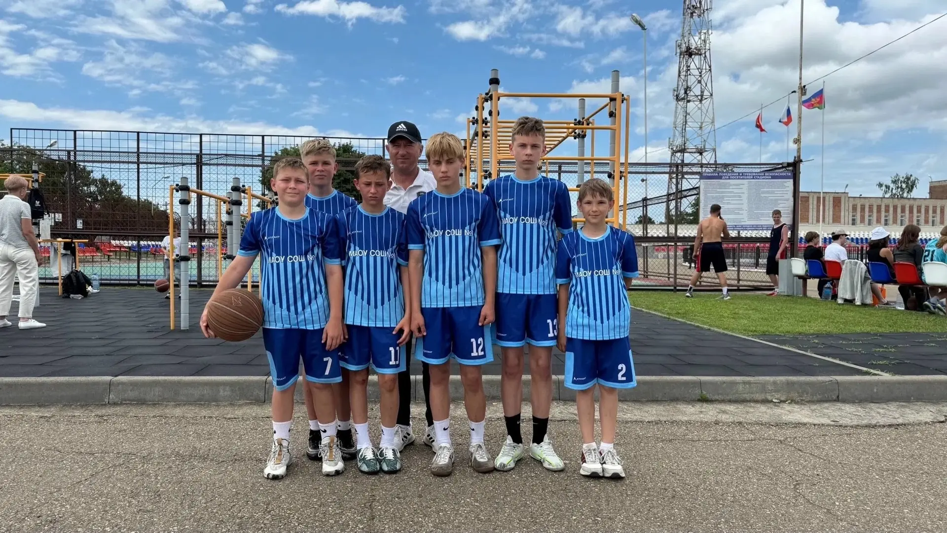 Стритбол 🏀

11 июня в станице Каневской прошел зональный этап Кубка Губернатора Краснодарского края