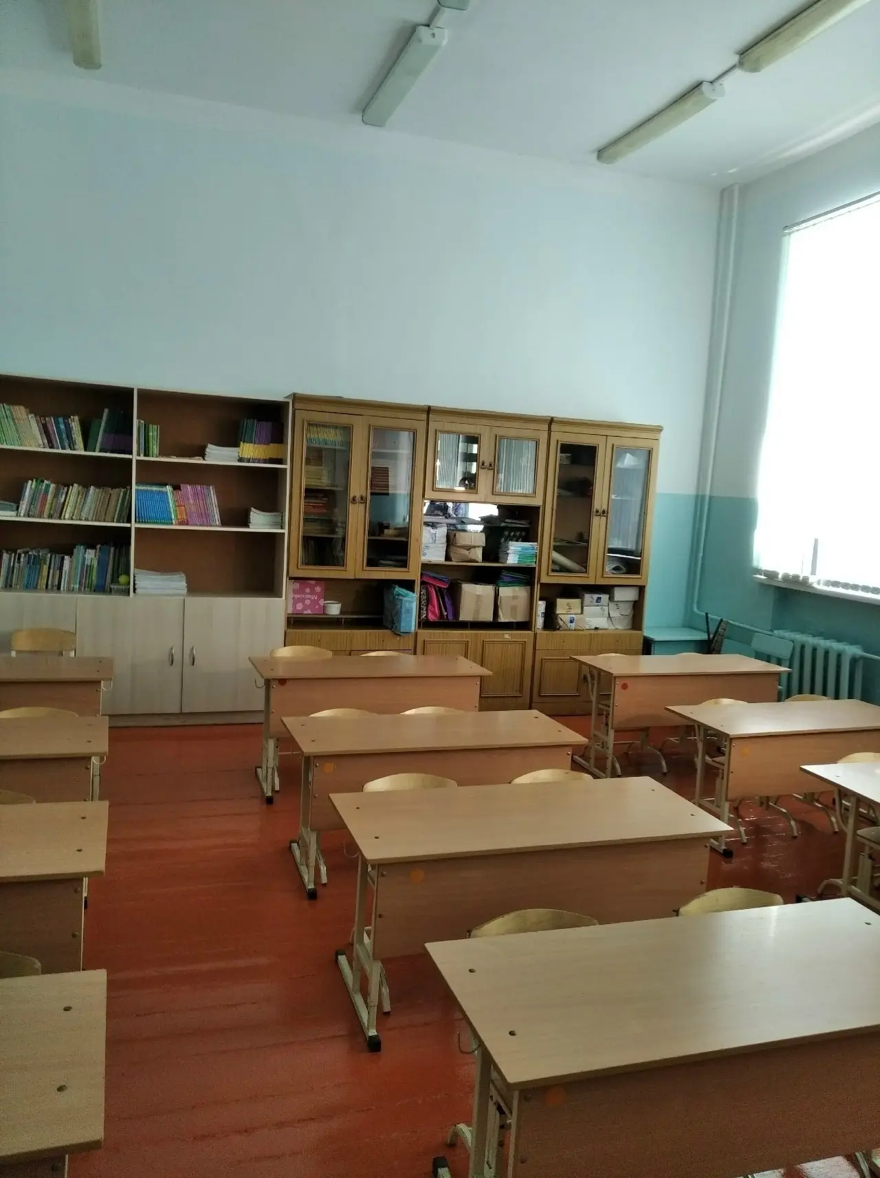 🏫 В семи районах Омской области все школьные здания нуждаются в капремонте