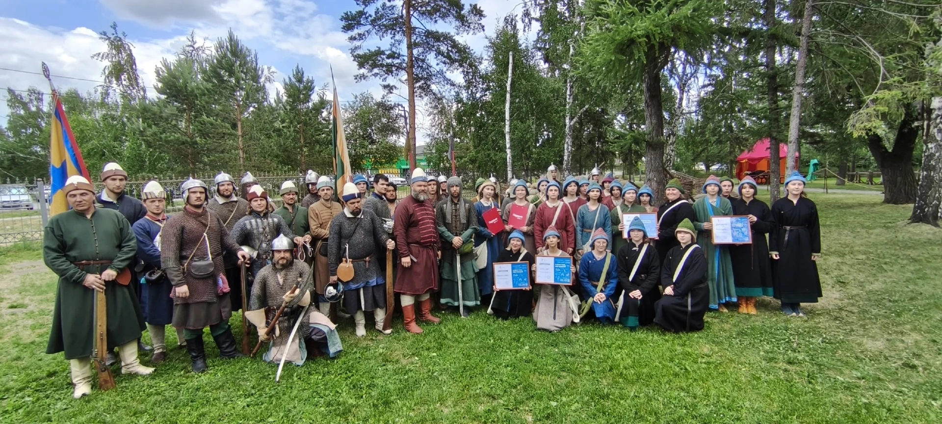 Фестиваль "Служилые люди Сибири" прошел на Ура!

Служилые люди Сибири Центр военной реконструкции тр
