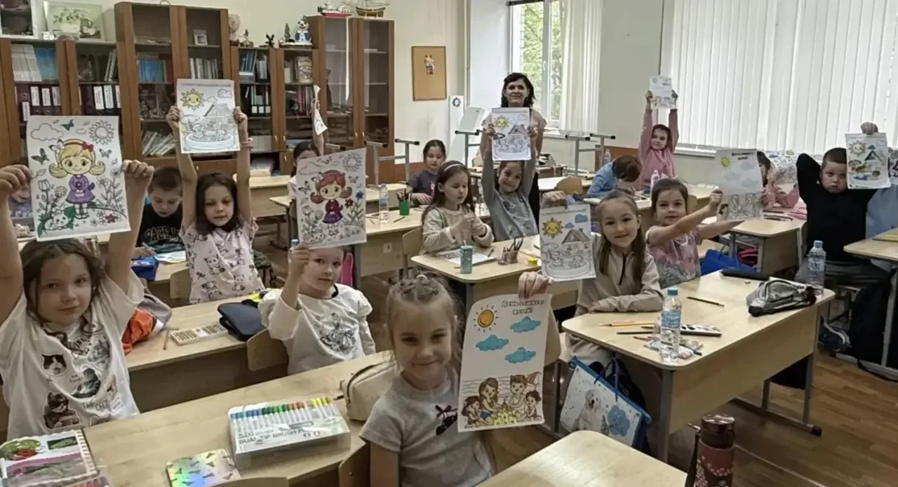 💫Сегодня советник директора Куликова О.А совместно с активистами из Движения Первых провели в школь