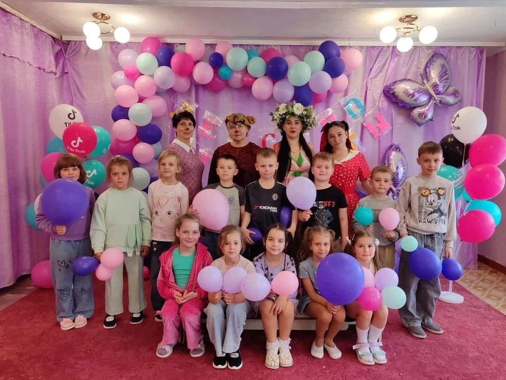 День защиты детей: Праздник радости, смеха и беззаботного детства! 
Замечательный праздник – Междуна