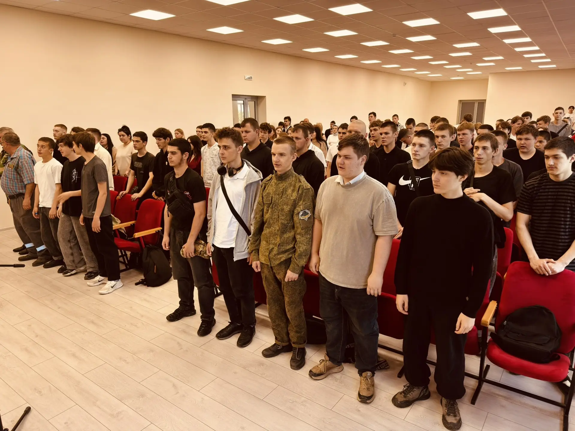 Начало рабочей недели в Кореновском политехническом техникуме: торжество, память и награды 🇷🇺  ❤️Сег