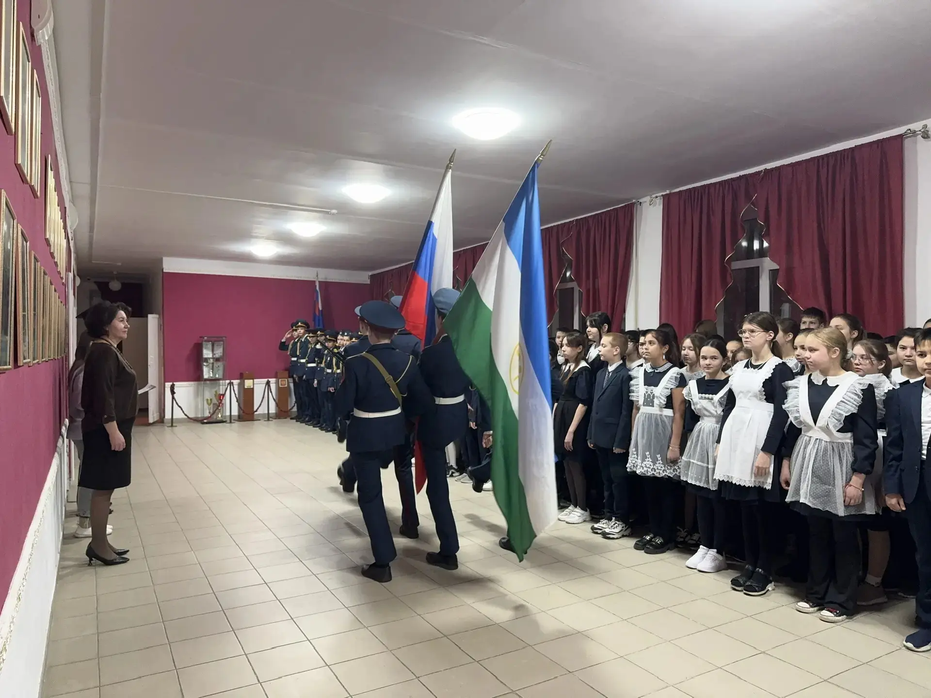 🔷 Общешкольная линейка в Школе № 41 🔷   12 января в Школе № 41 прошла традиционная общешкольная лине