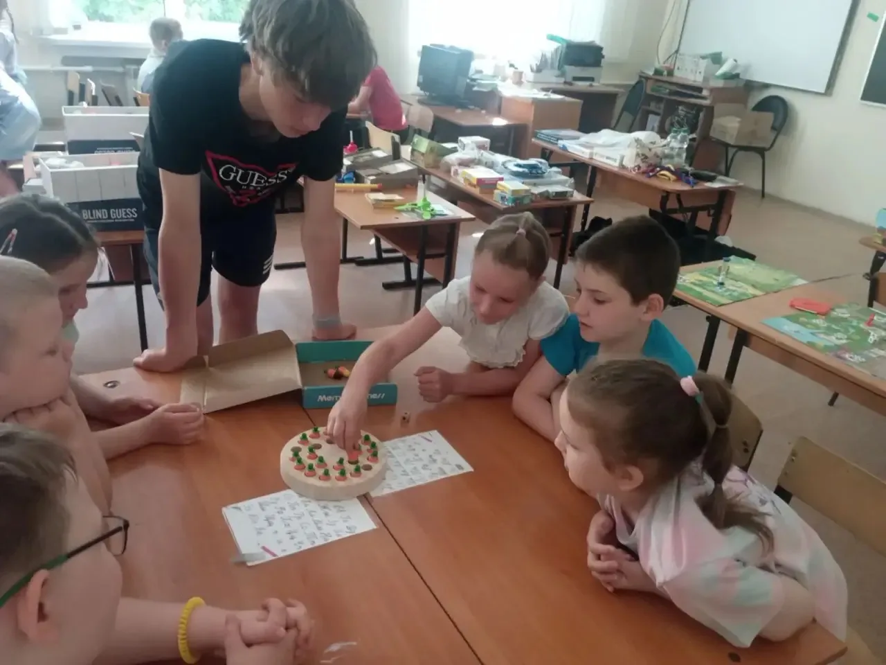 🎉  ДЕНЬ ИГР И ТВОРЧЕСТВА В ШКОЛЬНОМ ЛАГЕРЕ: СТУДИЯ «ИГРОВИТАМИН» В ГОСТЯХ У РЕБЯТ!