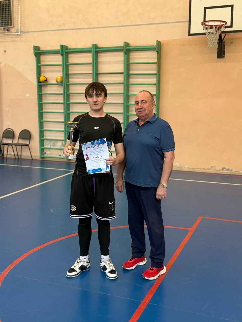 🏓 Спортивный финал Недели китайской культуры: пинг-понг и волейбол! 🏐    28 марта стал ярким заверша