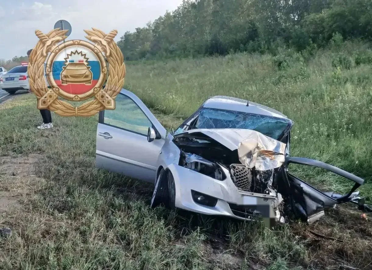 Смертельная авария произошла накануне вечером на трассе в Новобурасском районе

По информации регион