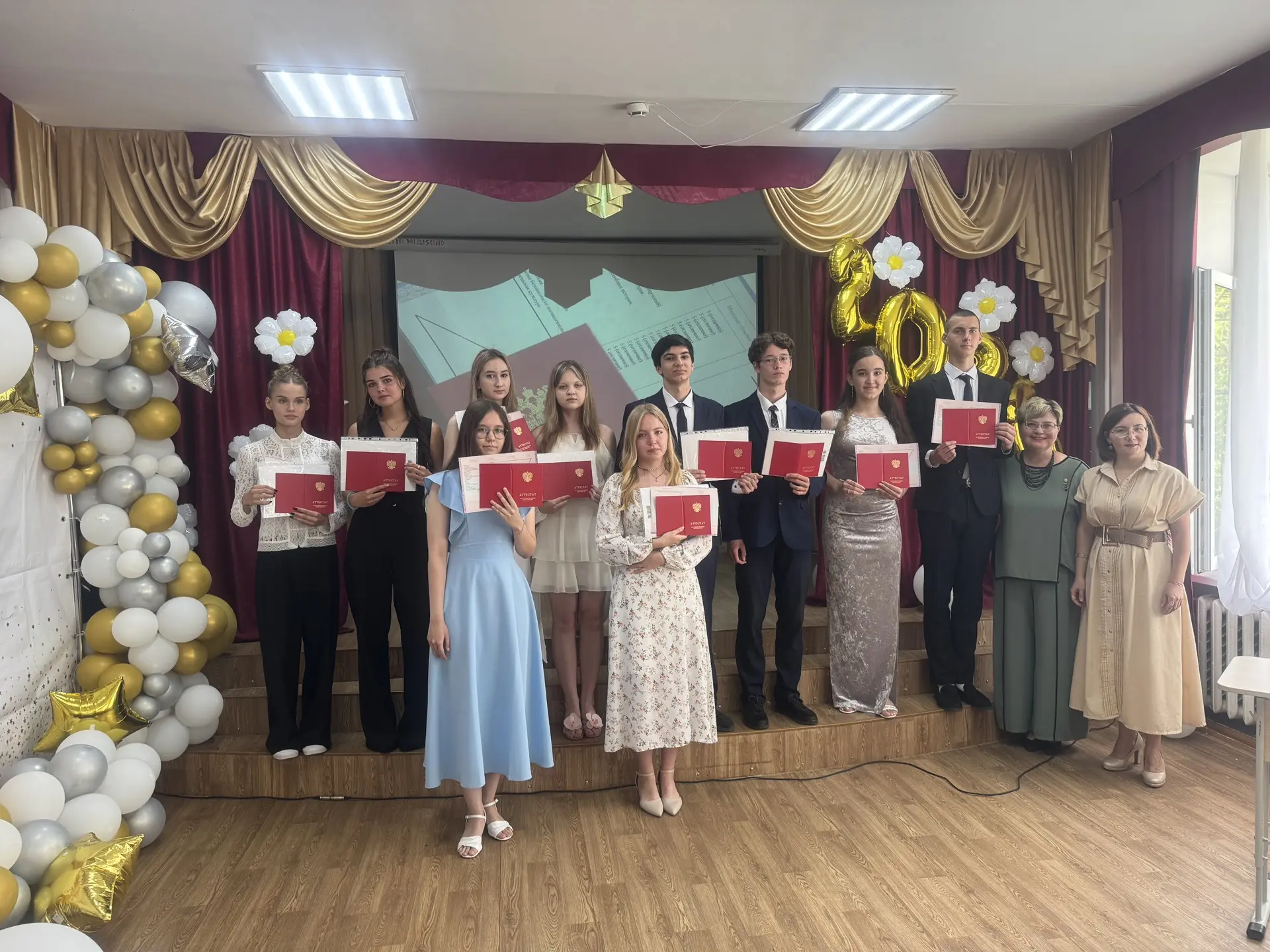 Сегодня, 1 июля 2026 года, для выпускников 9-х классов МБОУ "Лицей №14" ЗМР РТ открывается новая гла