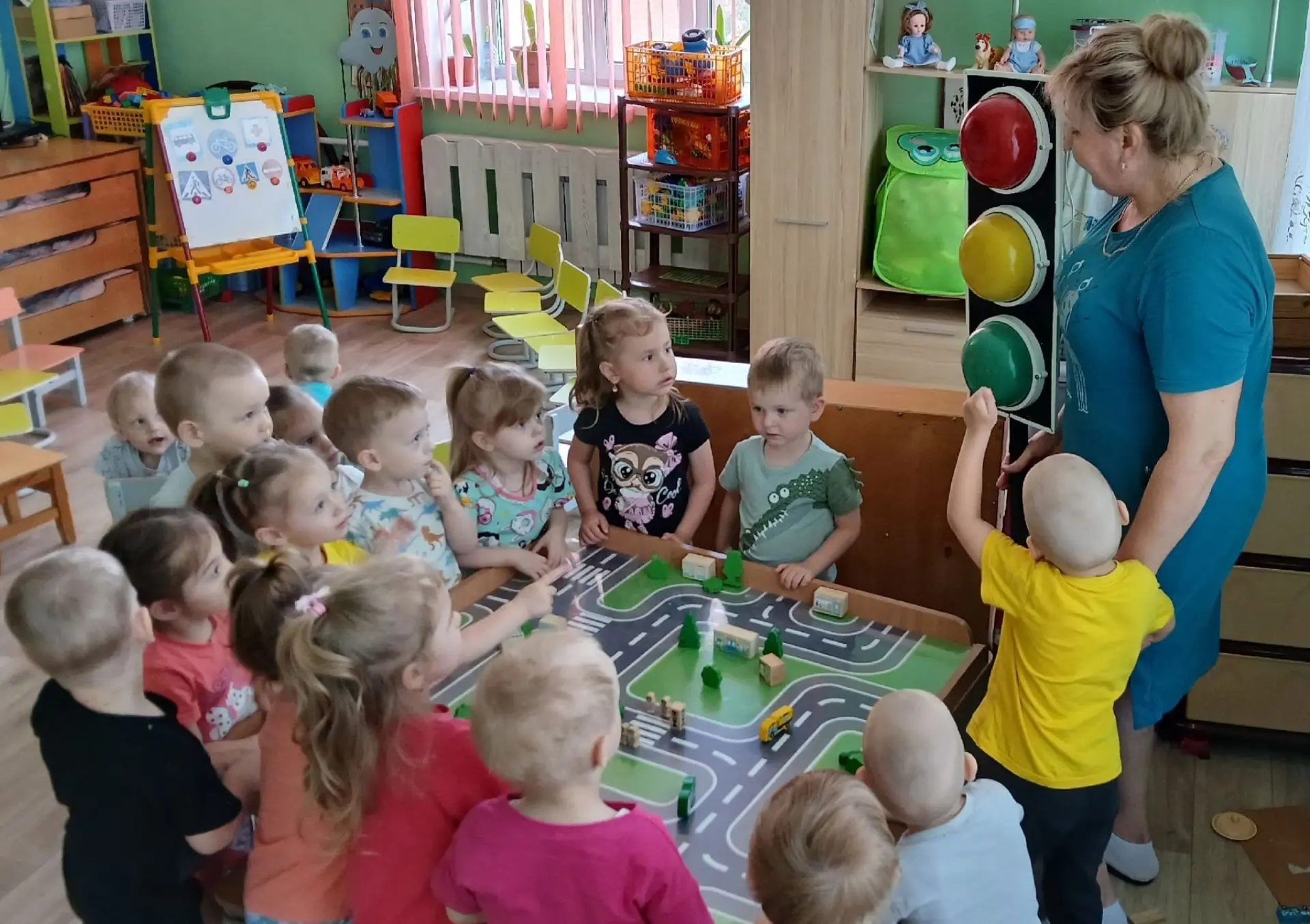 «Знаем и применяем правила дорожного движения»