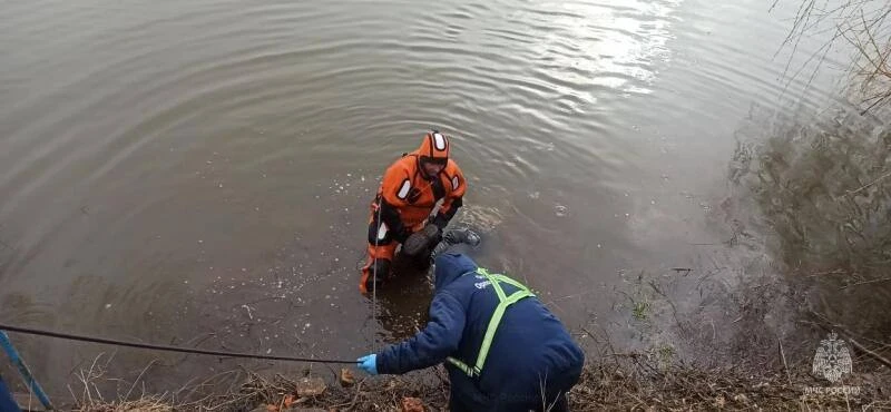 ❗️В Орловском округе утонул мужчина   За прошедшие сутки орловские пожарно-спасательные подразделени