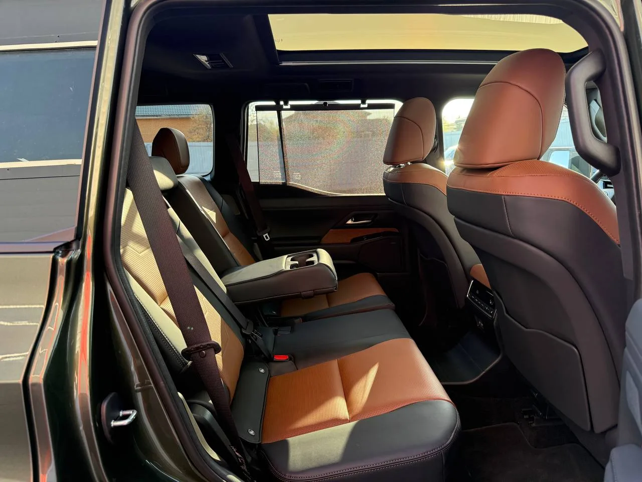 Lexus GX550 Luxury+ 2026  Автомобиль в наличии. Новый. Европейская спецификация. Без пробега.  Безуп