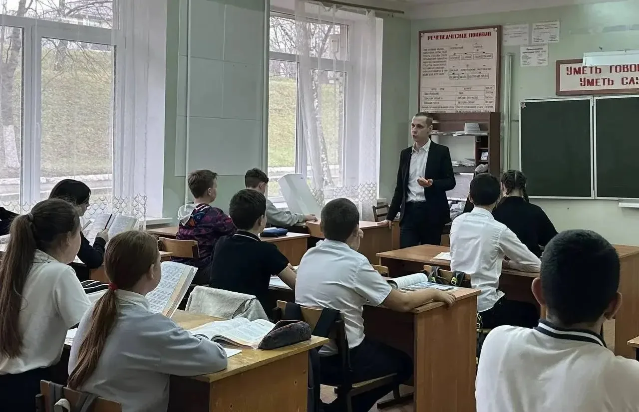 В новом учебном году к работе в сельских школах Ставропольского края приступят 12 педаг...