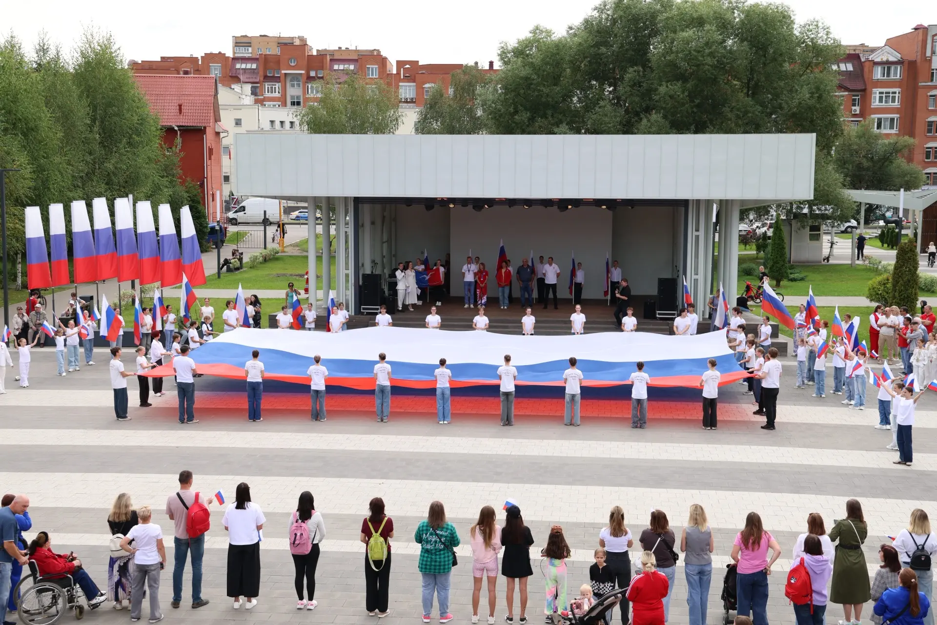 🇷🇺С Днём Государственного флага Российской Федерации!