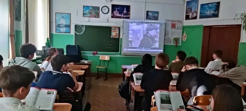 «ЧТОБЫ ПОМНИЛИ...» | УРОКИ О БЛОКАДЕ🪖   🕯️ 27 января — день, когда Ленинград был полностью освобожде