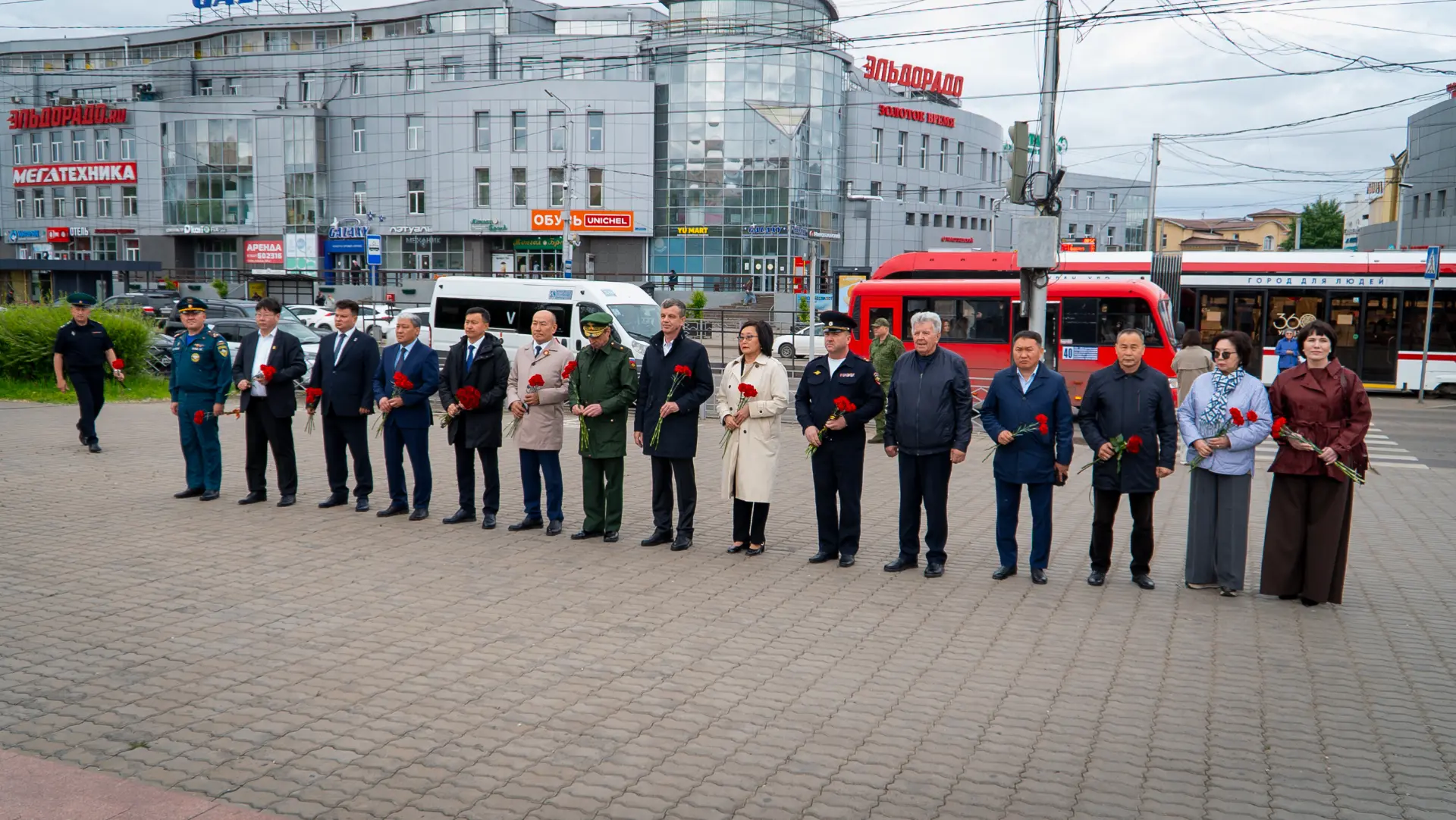 🕯День памяти и скорби отметили в Улан-Удэ «Свечой памяти»

🥀Сегодня особенный для нашей страны ден