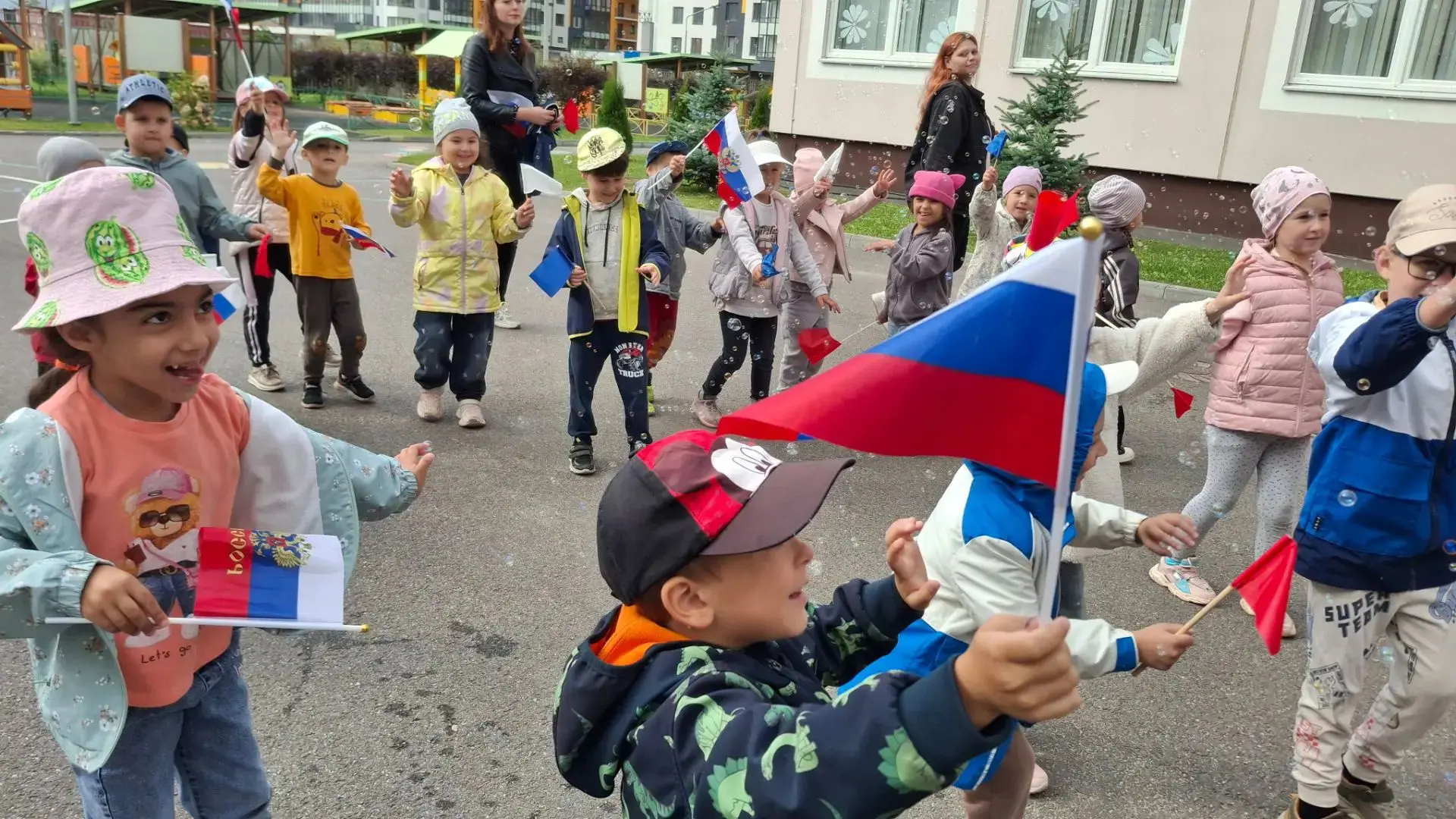 С Днём Государственного флага Российской Федерации!