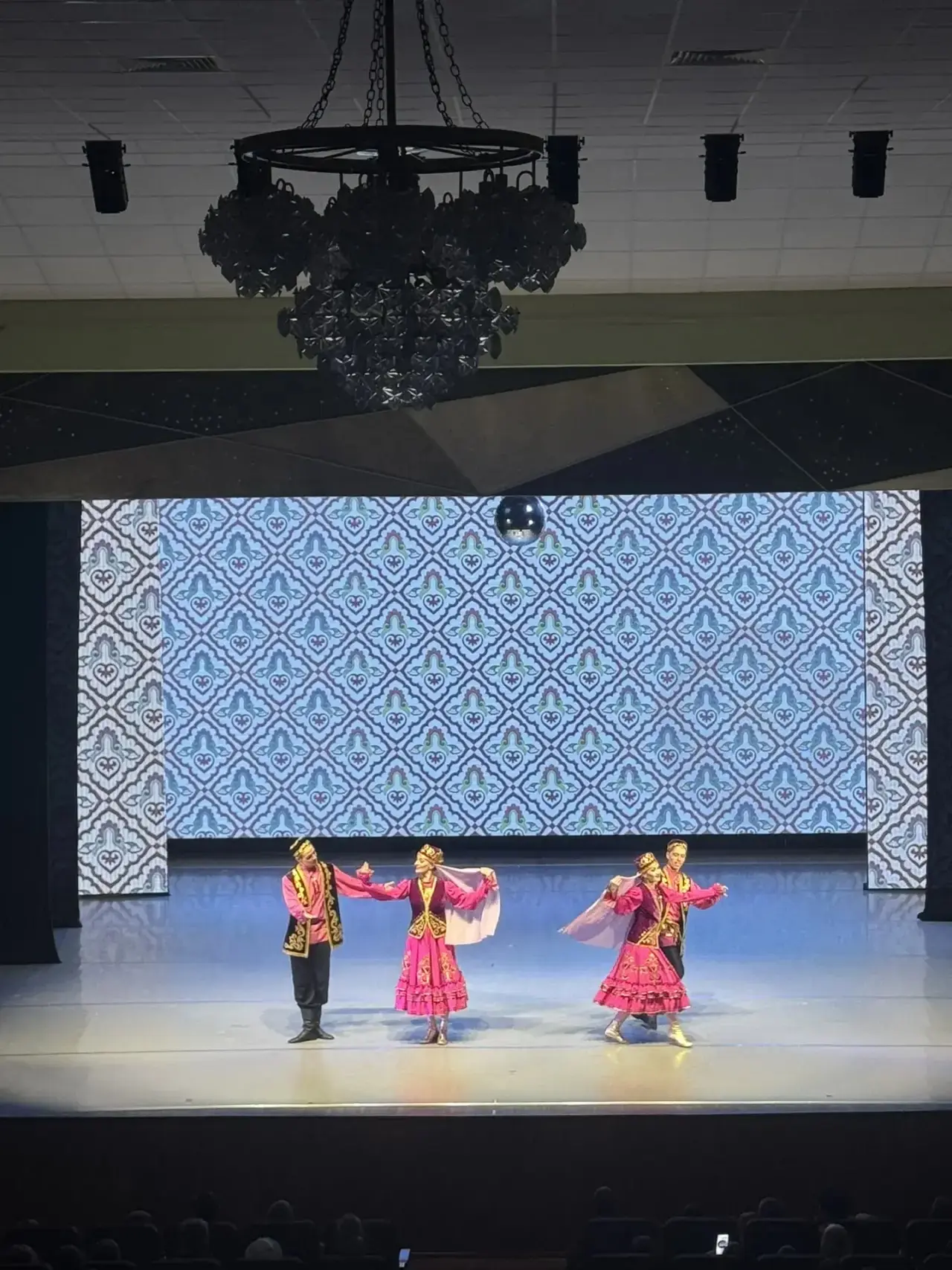 🕺🏻МЫ ПРОТИВ СКУЧНОГО ЛЕТА!💃🏻
