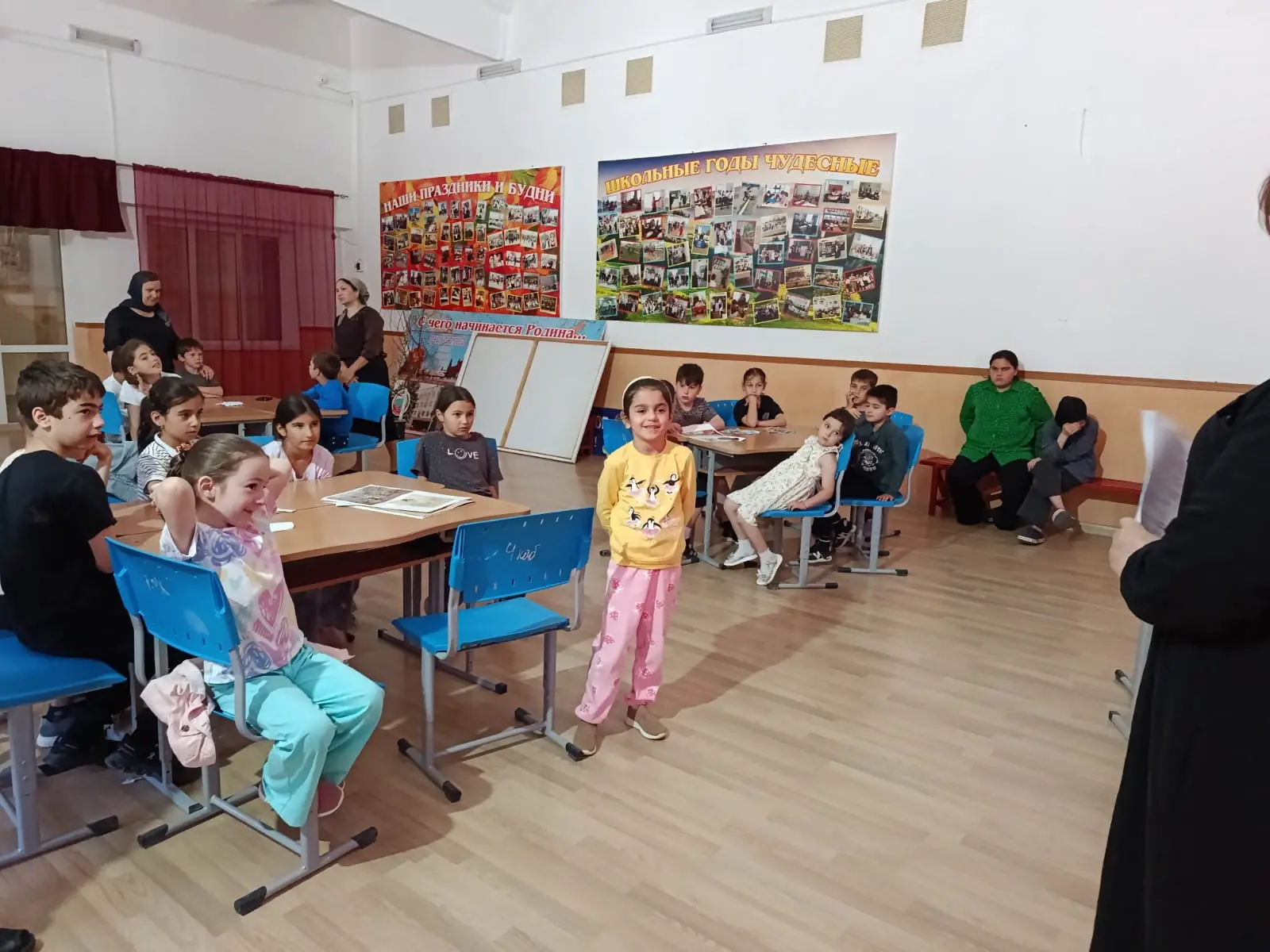 Библиотекари с.Н-Казанище  «Пушкинский день и день Русского языка» провели в школьном лагере. Детвор