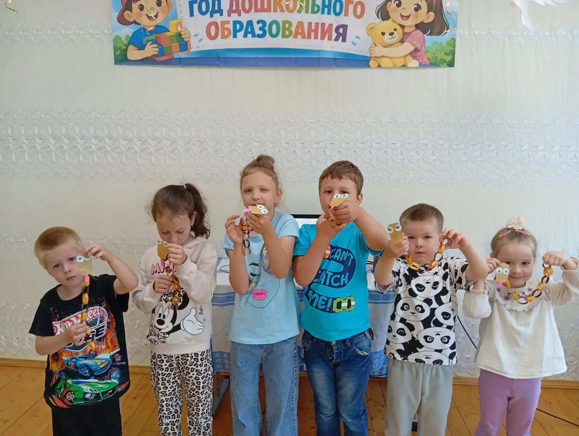 16 июля, отмечается неофициальный, но очень важный экологический праздник — Всемирный день змеи.
В д