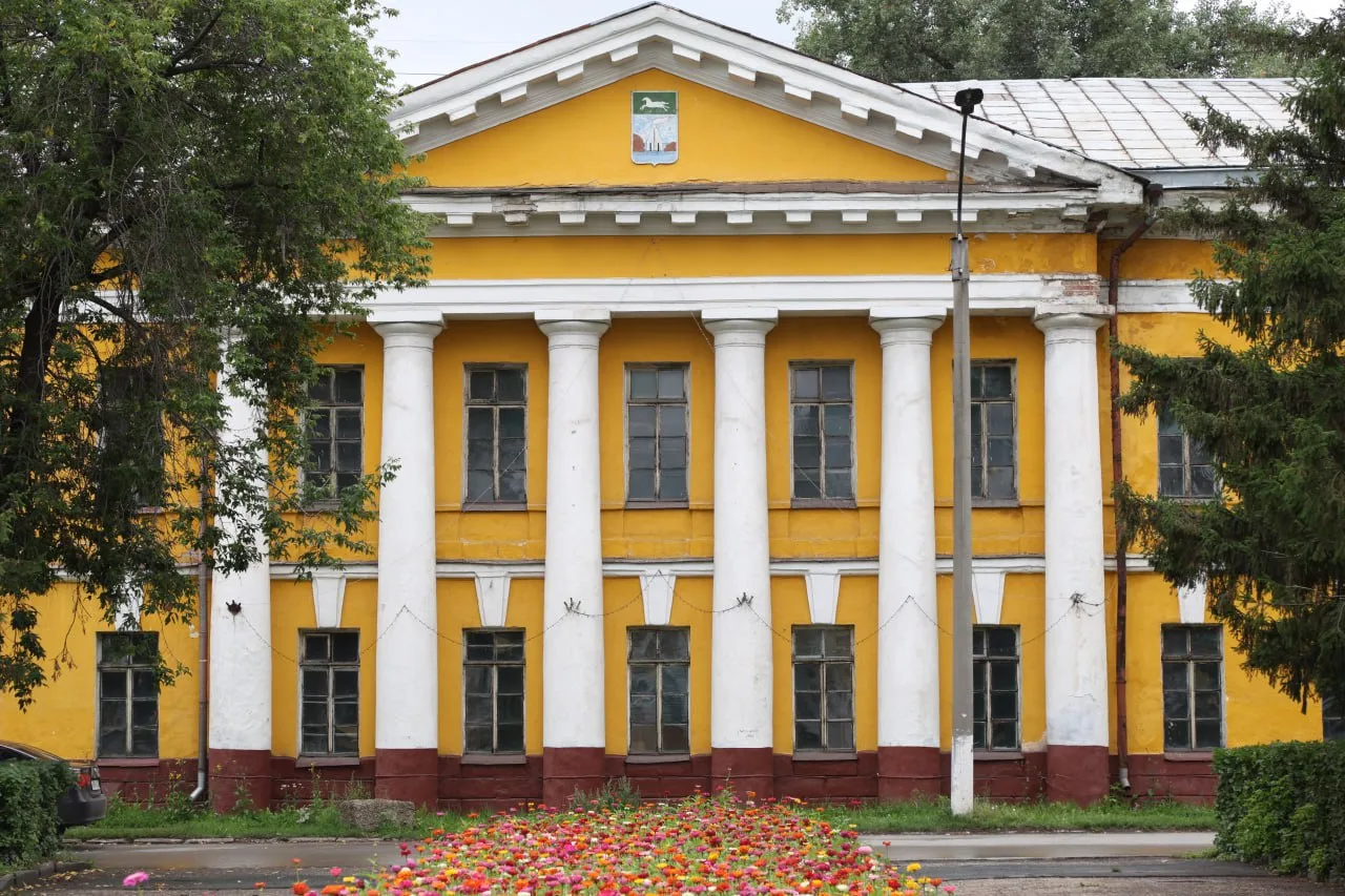 ✔️Здание барнаульского Горного госпиталя перешло во владение известного застройщика