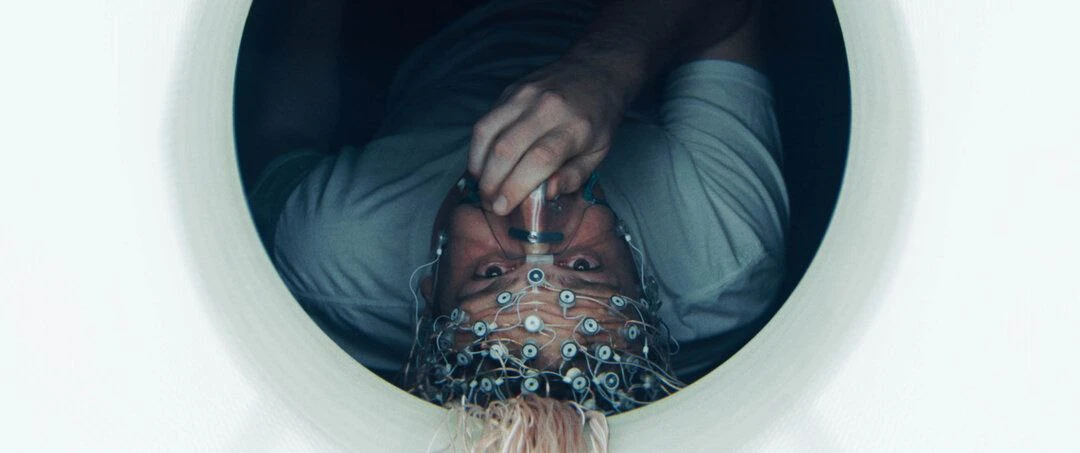 "Открытие" (The Discovery), 2017

Учёный Томас Харпер совершил открытие - научно доказал, что смерть