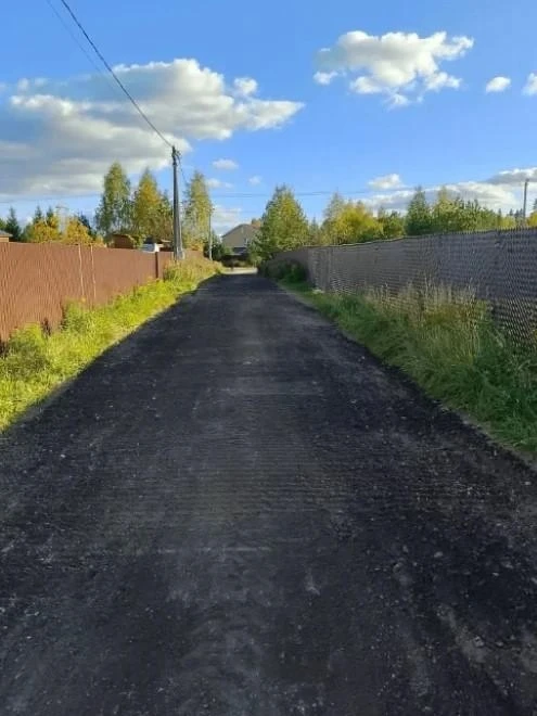 В деревне Калитино завершены работы по восстановлению профиля автомобильных дорог на ул...