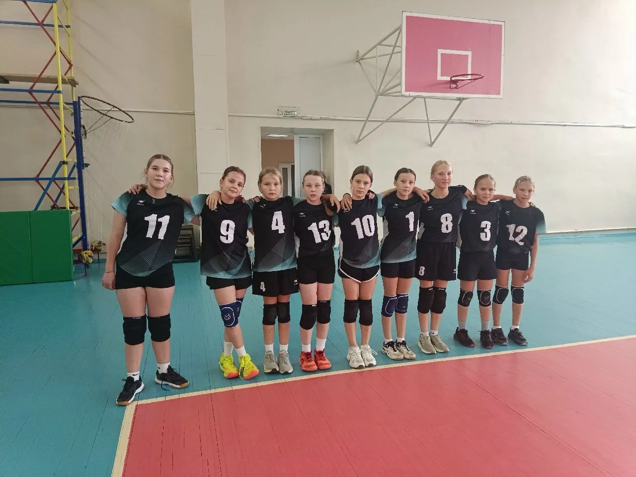 Воскресный волейбол в Белой Холунице⚾