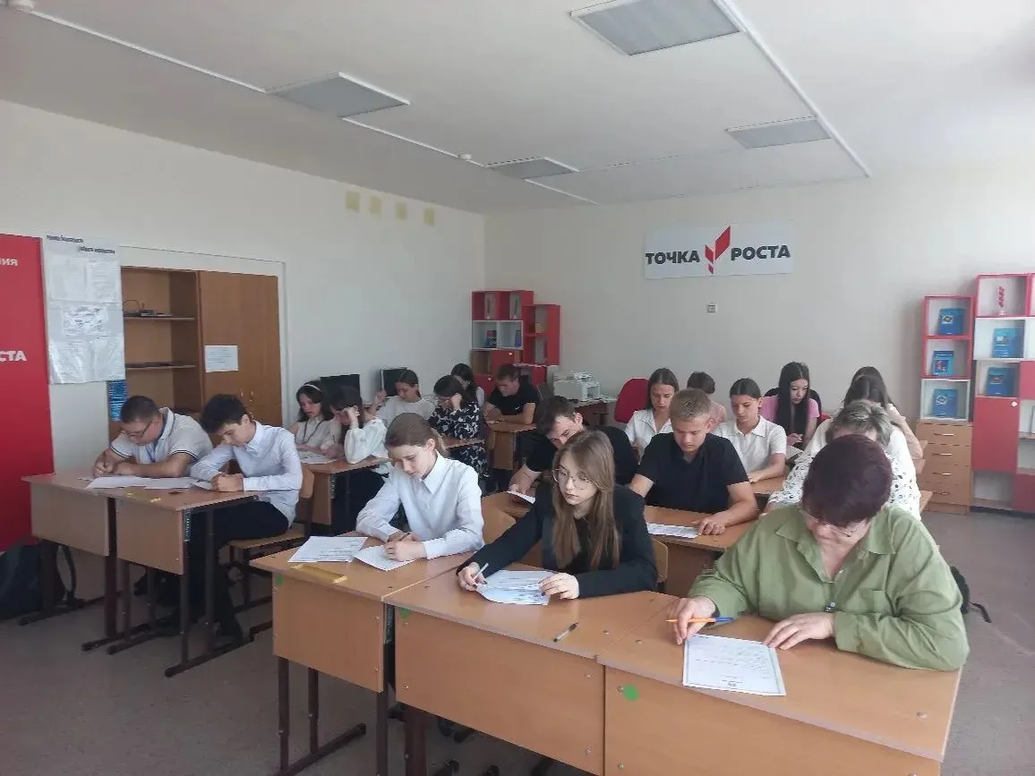 🚜 Кто сказал, что сельское хозяйство — это скучно? Наши ребята доказали обратное!

Сегодня в школе 