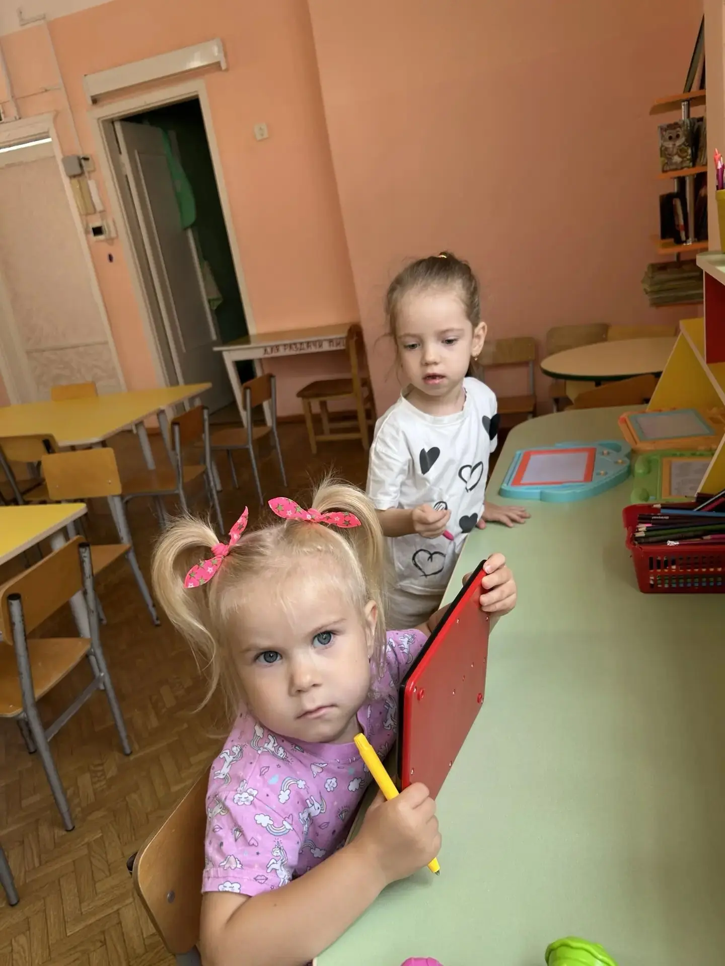 Спешим поделиться новостью , что сегодня  завтрак в нашей младшей группе стал необычным...