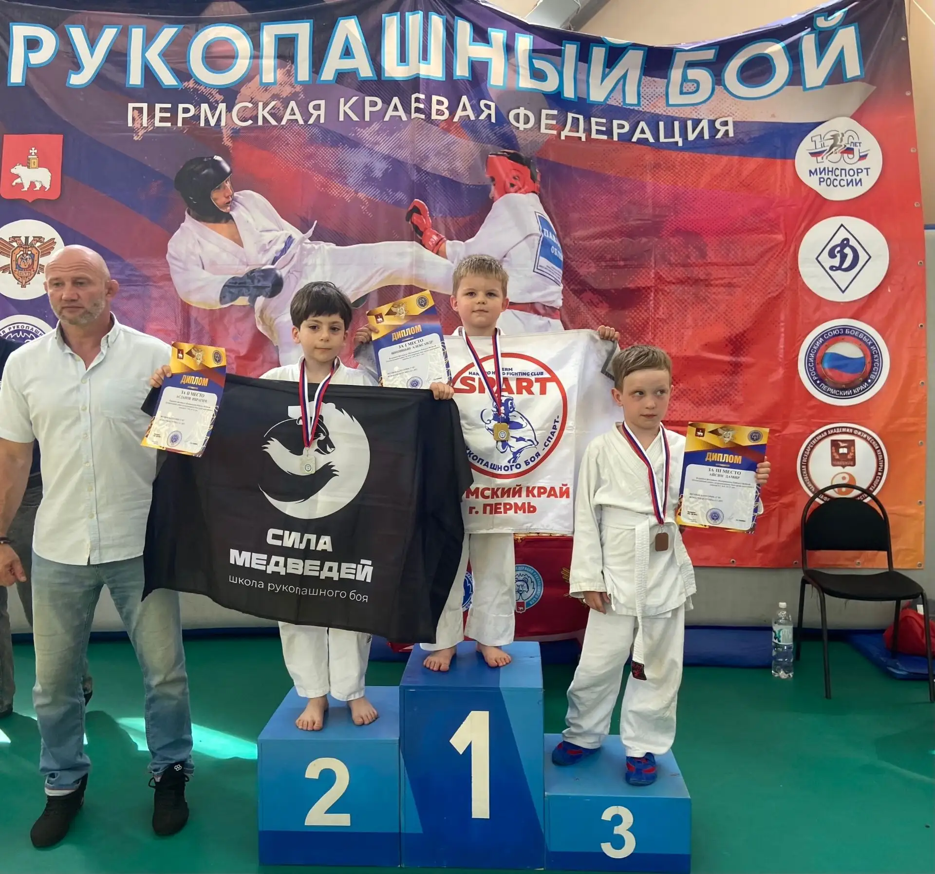 В минувшие выходные завершился краевой фестиваль посвященный победе в Великой Отечестве...