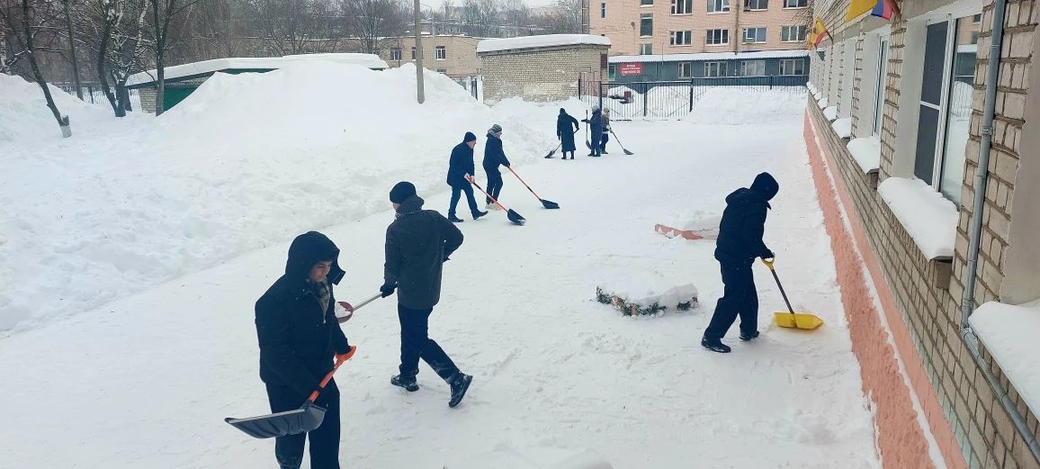 ❄❄❄ОБЩЕГОРОДСКОЙ СУББОТНИК: СНЕГ НАМ НЕ ПОМЕХА! ❄️❄❄  Сегодняшний день был наполнен настоящим команд