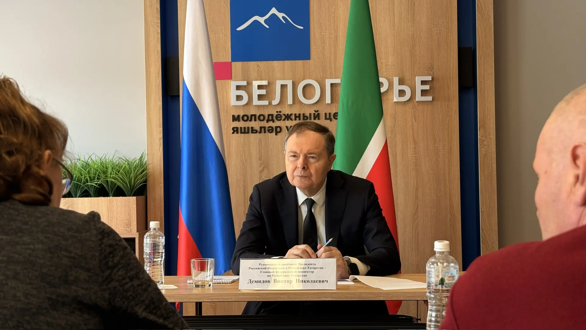 Главный федеральный инспектор по РТ Виктор Демидов провел выездной прием граждан в Лаишевском районе