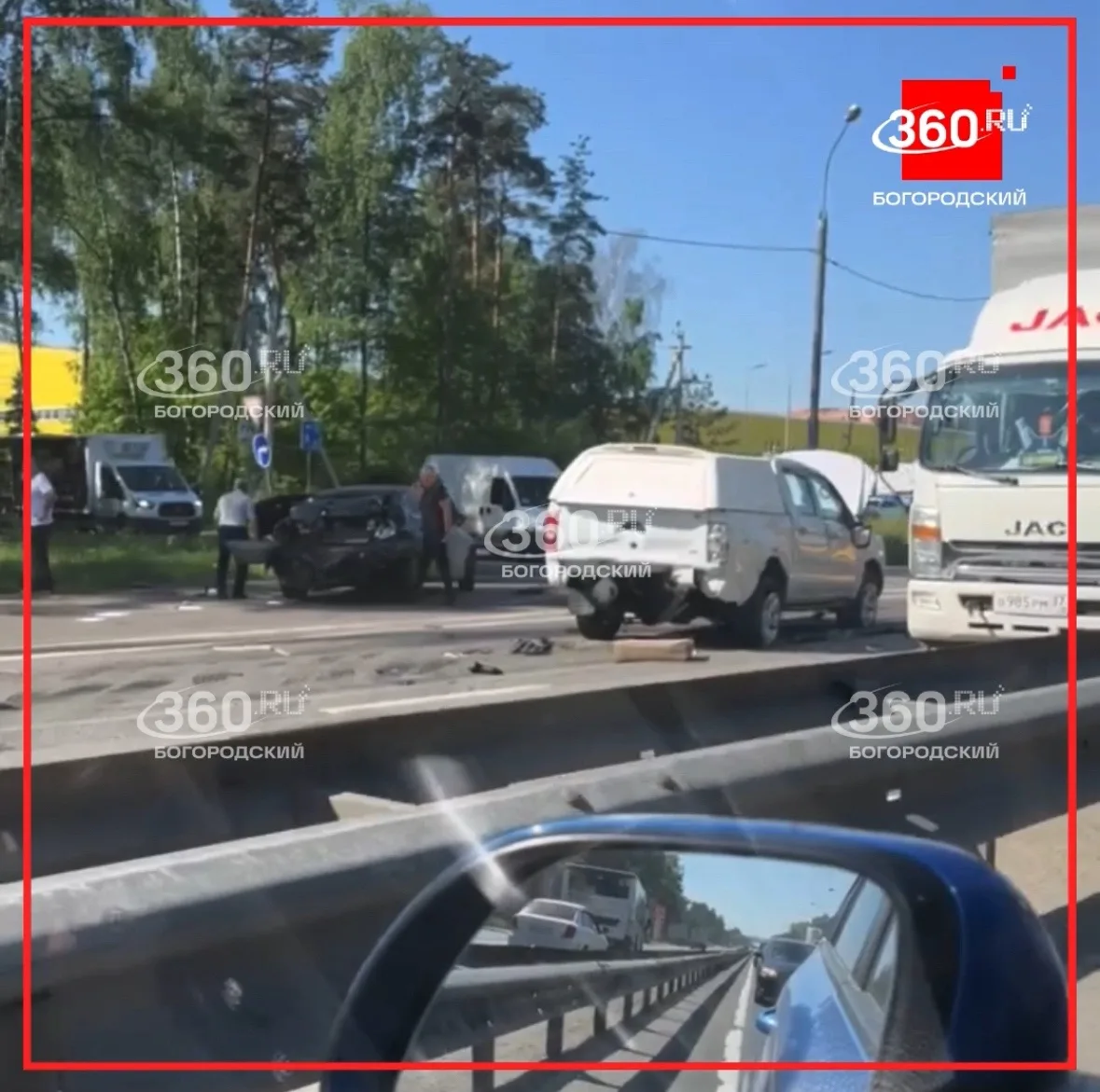 ДТП на повороте в поселок Зеленый❗️  ⚡️На месте работают экстренные службы. Информация о пострадавши