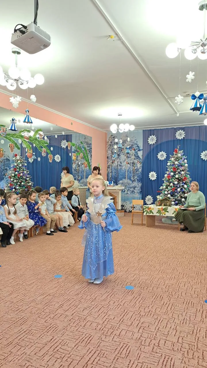 Рождество Христово - один из самых любимых зимних праздников в России, который дарит счастье и радос