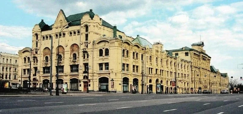 🔬 В 1877 году на Лубянской площади открылся Политехнический музей