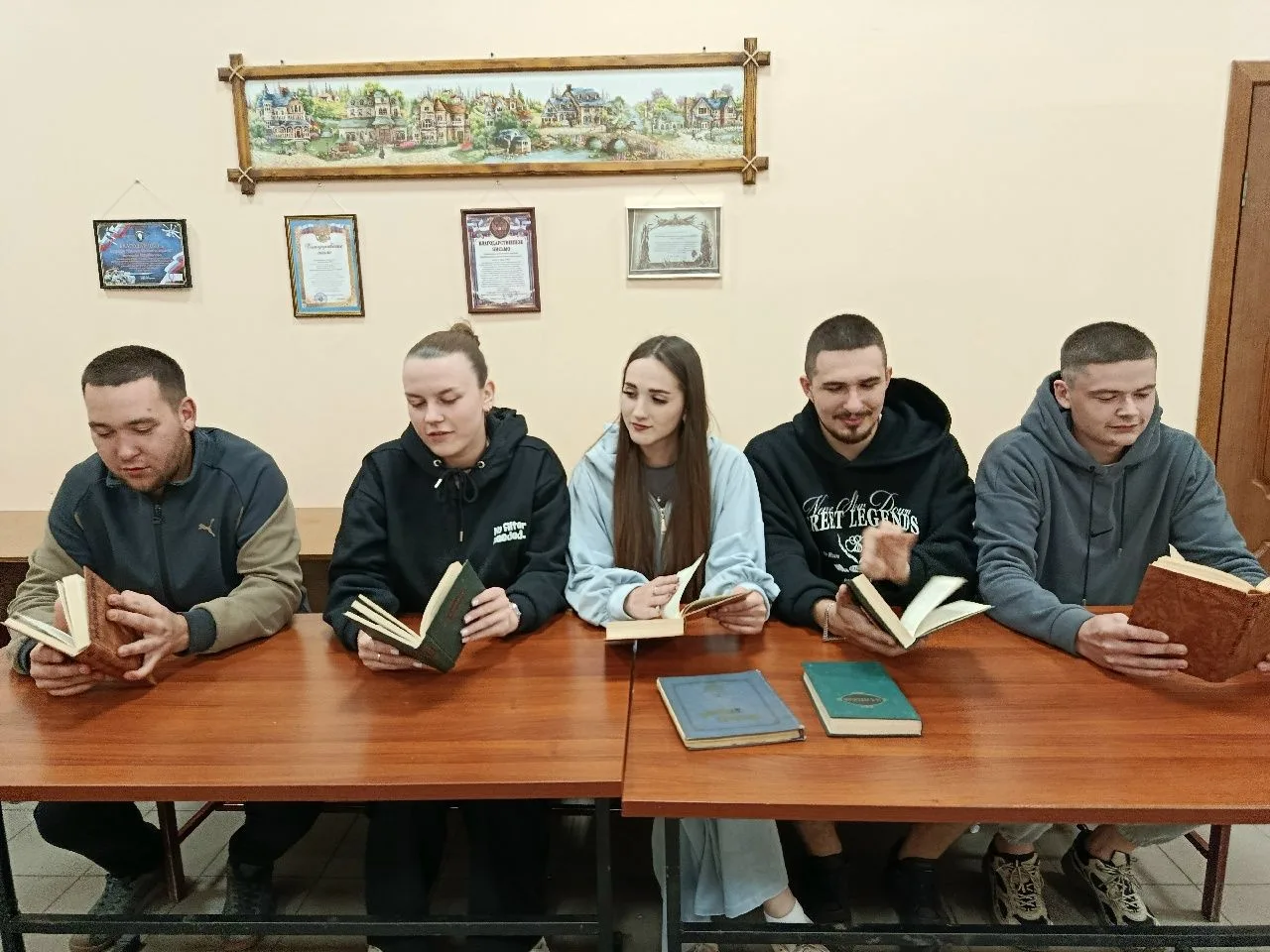 Литературный квиз «Мастера слова».
