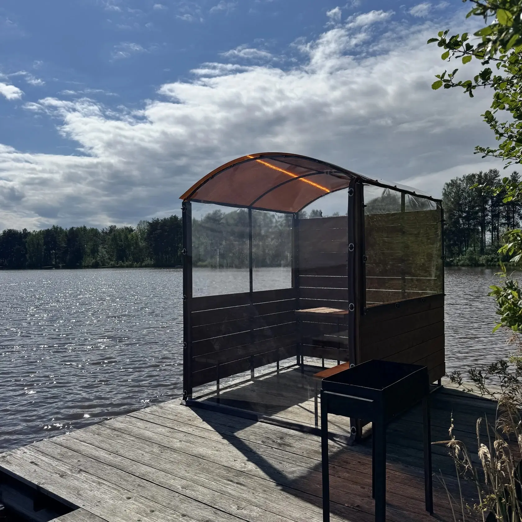 У нас снова доступна аренда сектора для ловли по тарифу Carpfishing (Поймал-Отпусти) с беседкой!

Се