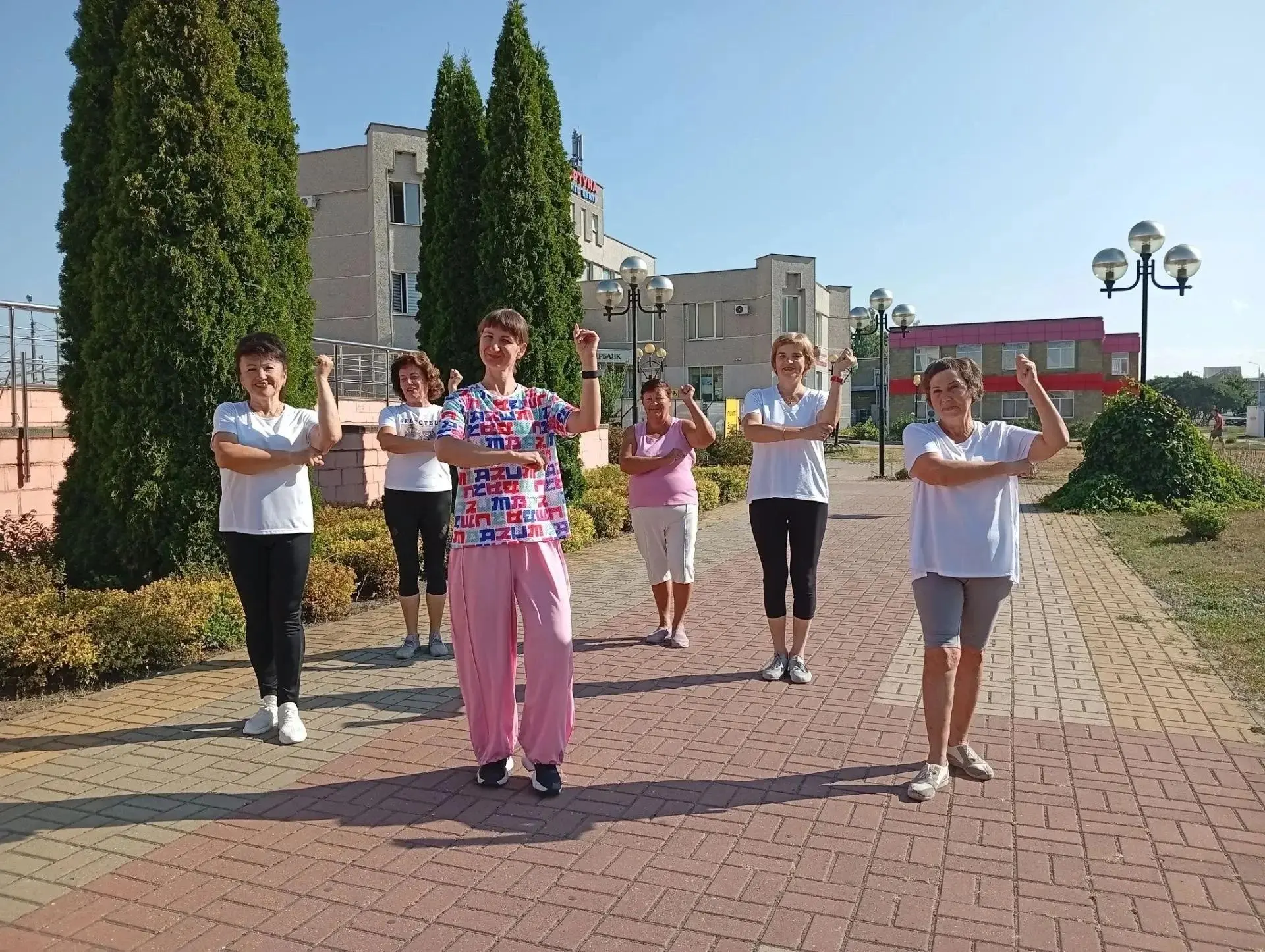 Забота о здоровье важна в любом возрасте! 🌟 Наши участницы фитнес-клуба собрались на с...