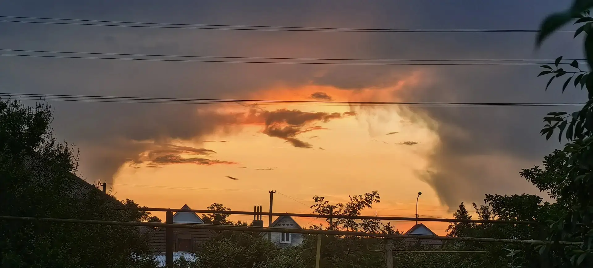 Ещё  закаты в нашу копилку! 

📷 Алена, Милана К.