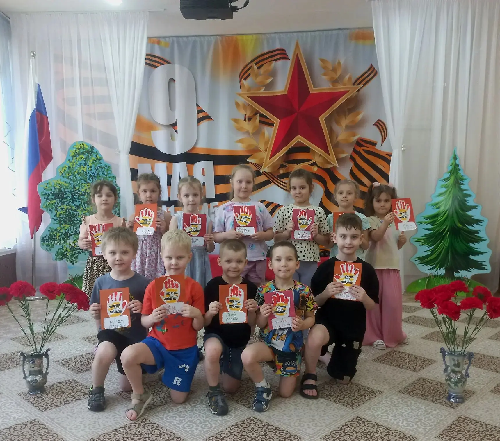 Пока мы помним и чтим своих предков, завоевавших Победу в этой страшной войне, мы можем передать сво