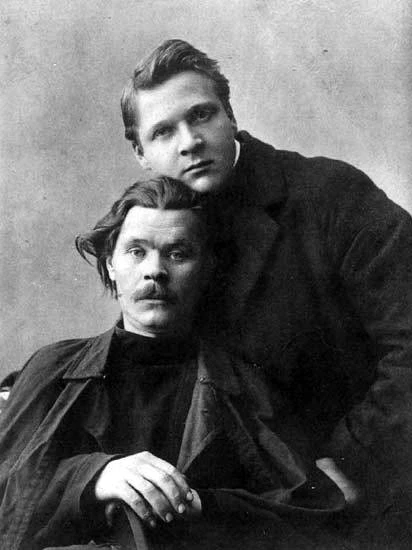 🎹 ШАЛЯПИН и ГОРЬКИЙ 📚
🔷Писатель Максим Горький и певец Фёдор Шаляпин — два великих гения русской 