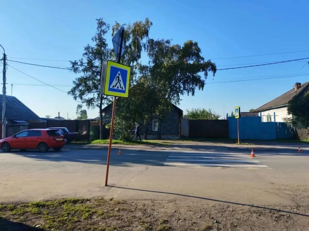 🚑 В Усть‑Абакане сбили 17‑летнюю девушку — у неё тяжёлые травмы