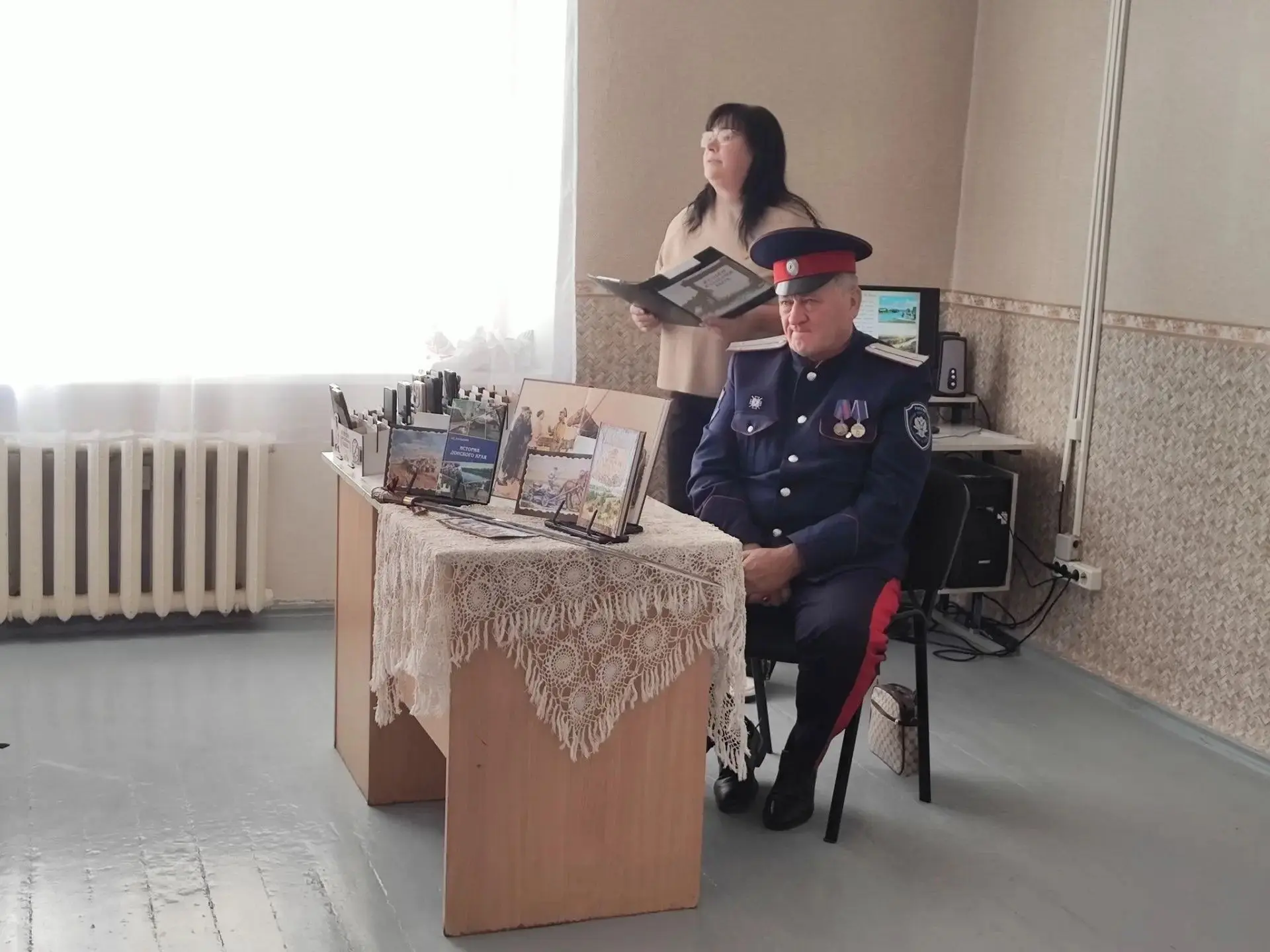 28.09.2026г. Специалисты Глубокинской детской библиотеки провели информационный час «Же...