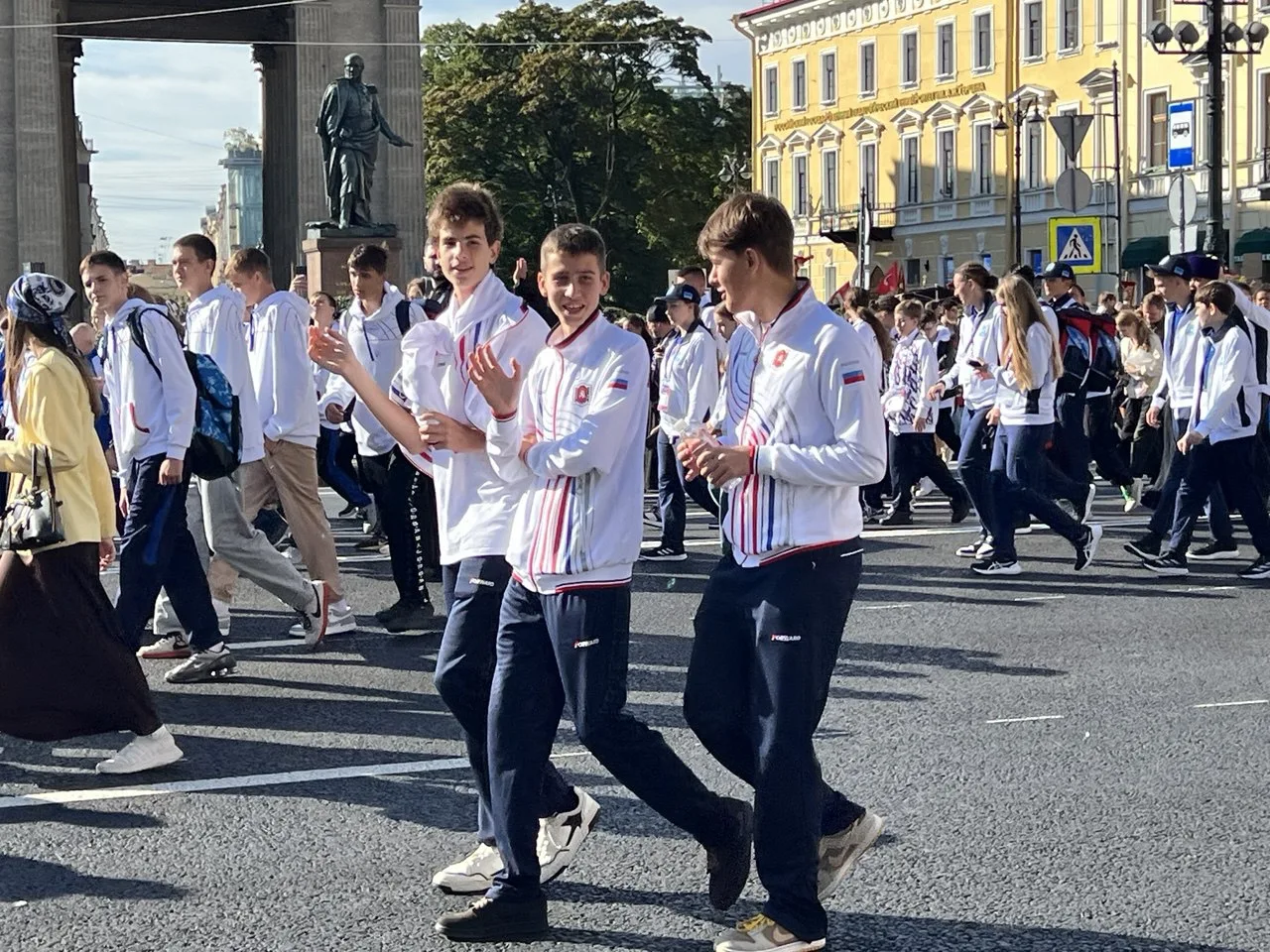 🗓 Следующая короткая рабочая неделя нас ждет в честь Дня народного единства, который мы будем отмеч