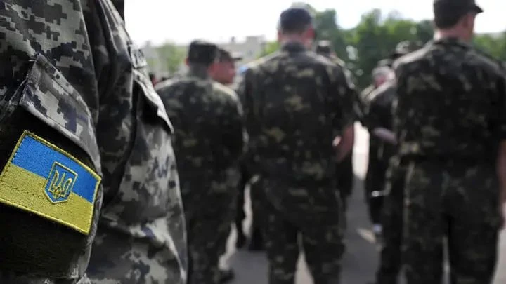 ВСУшники, отправленные на обучение в Германию, бегут из своих лагерей, лишь бы не погиб...