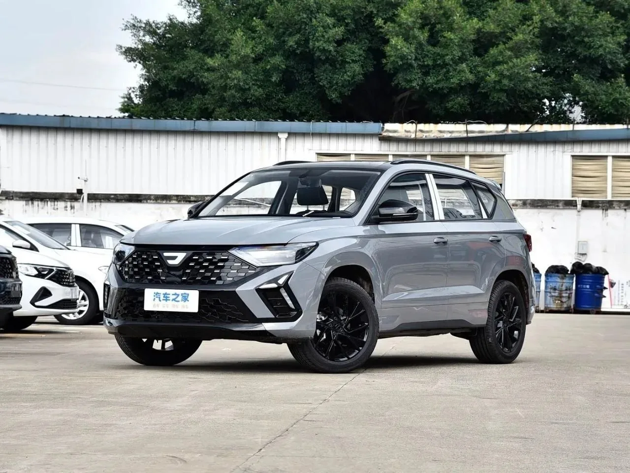 🔥🔥🔥 Приобрели в Китае для Любови из Екатеринбурга   Jetta VS5 2026 год Новый автомобиль  1.4 бензин 